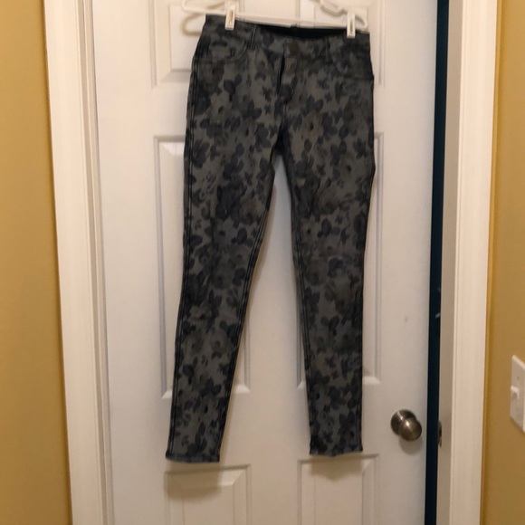 Reversible Skinny Jeans - Size 9 - Picture 2 of 3